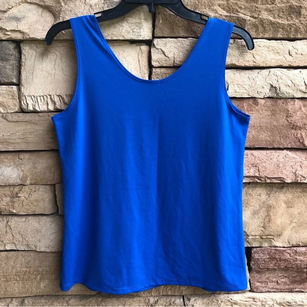 Chico’s blue stretch tank top Like New Medium - Picture 5 of 7